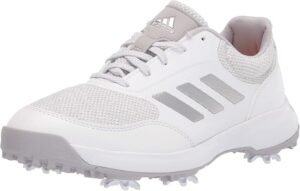 Women's golf shoes with spikes